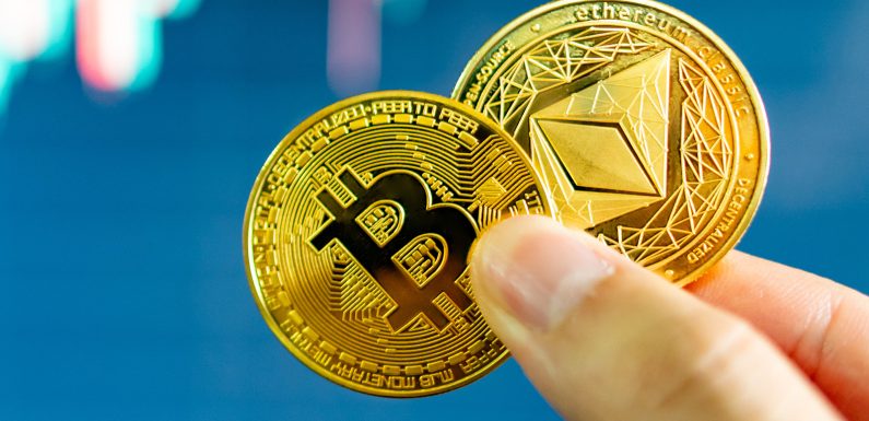 Should entrepreneurs focus on Bitcoin payment gateway development?